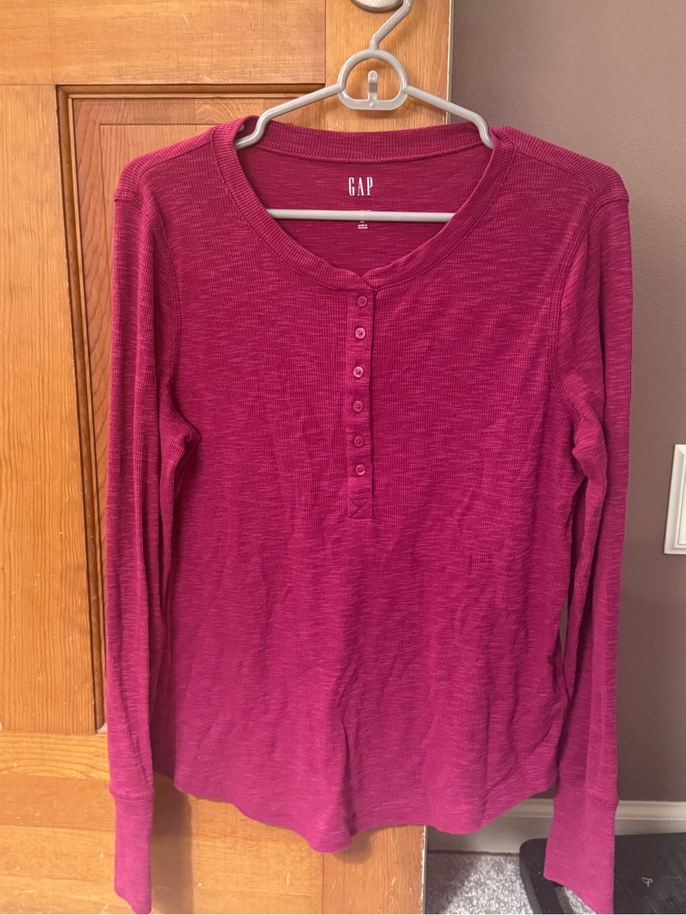 GAP Long Sleeve Henley in Deep Berry